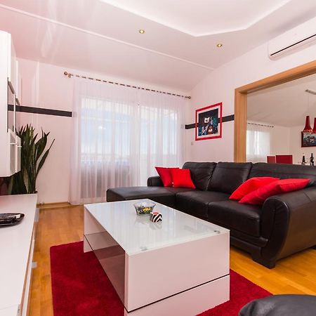 Apartments Barba Trogir Exterior foto
